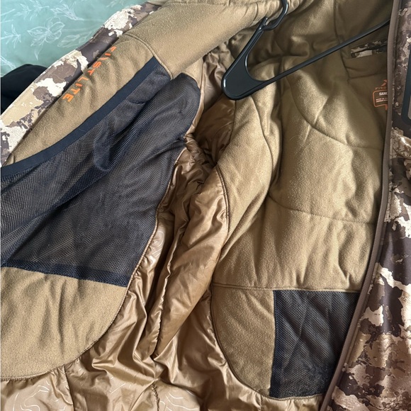 First Lite Sanctuary Jacket 2.0 Size M - Picture 6 of 6